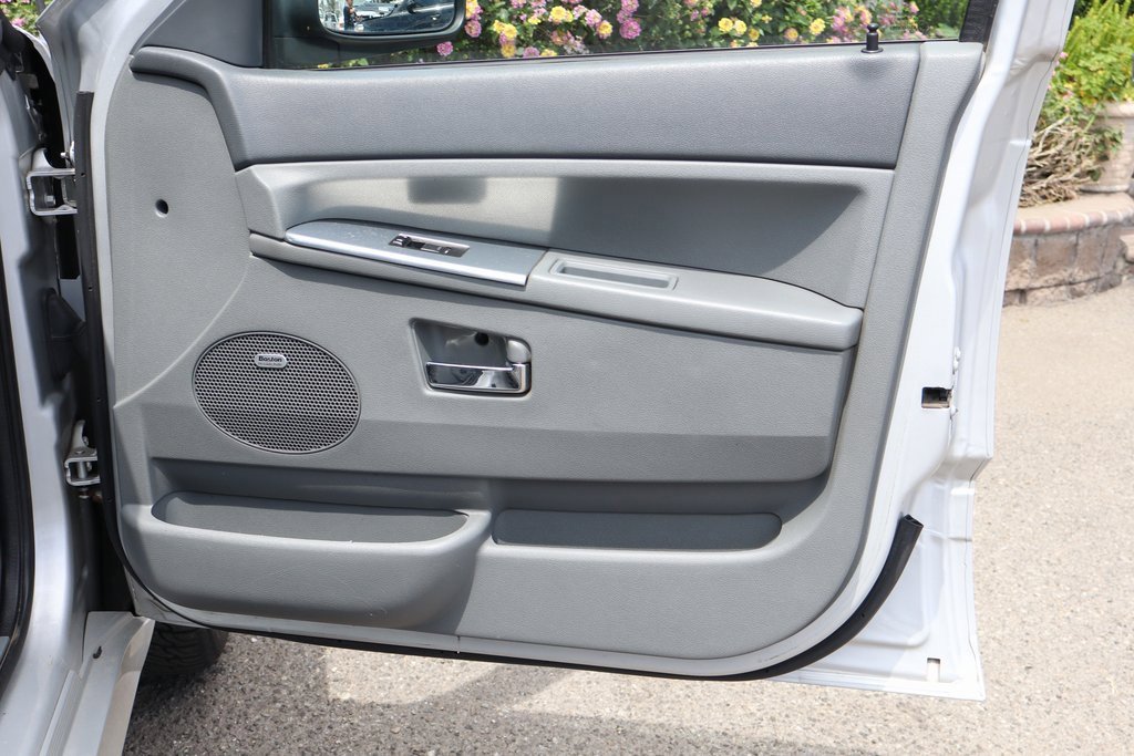 Used 2007 Jeep Grand Cherokee SRT8 w/ SRT Option Group I image 39