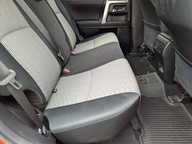 Used 2022 Toyota 4Runner SR5 AWD/4WD image 19