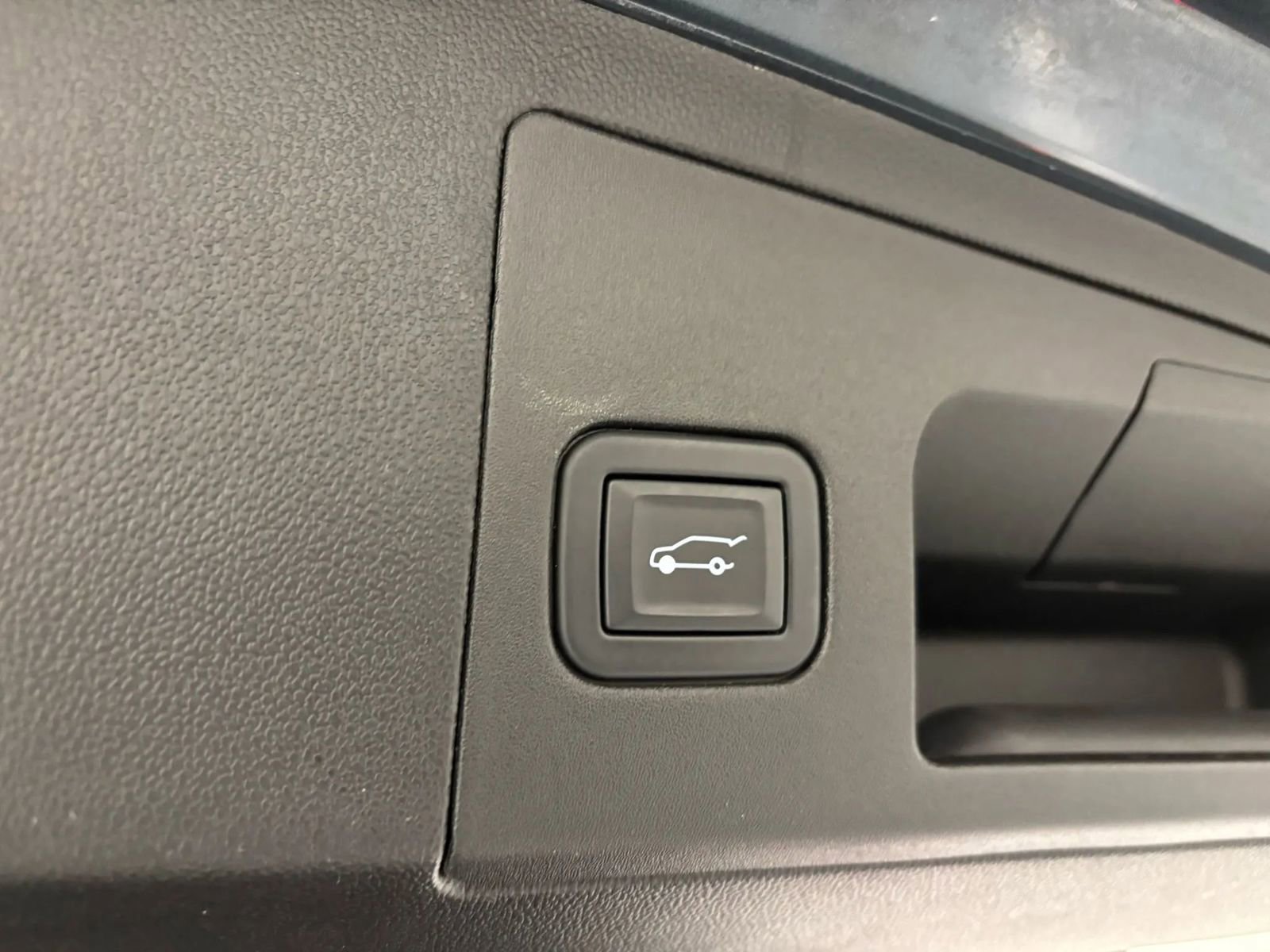 Used 2021 Cadillac XT5 Luxury image 36