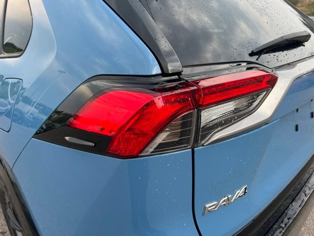 Used 2022 Toyota RAV4 XSE AWD/4WD image 11