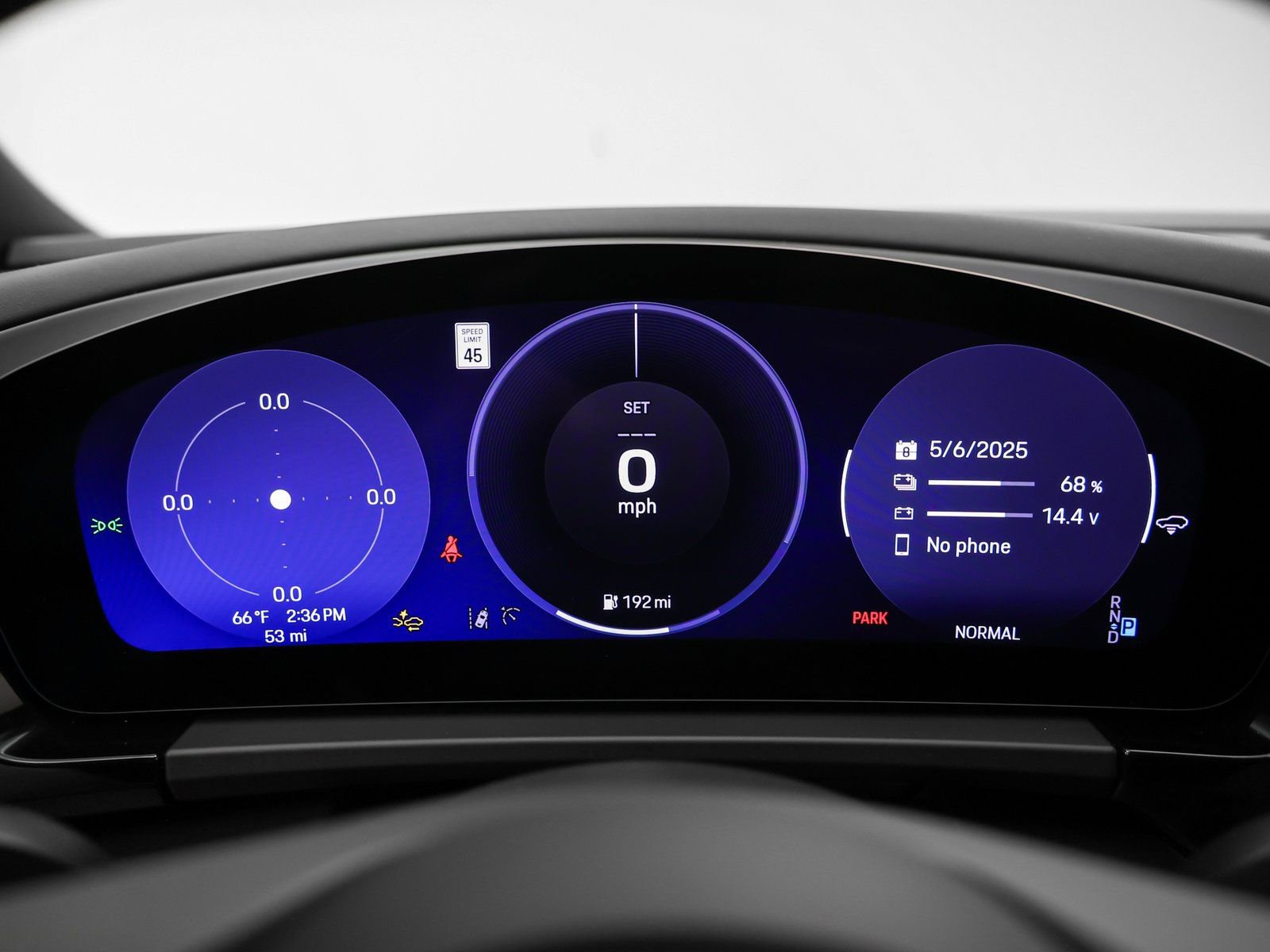 New 2025 Porsche Macan 4 Electric image 36