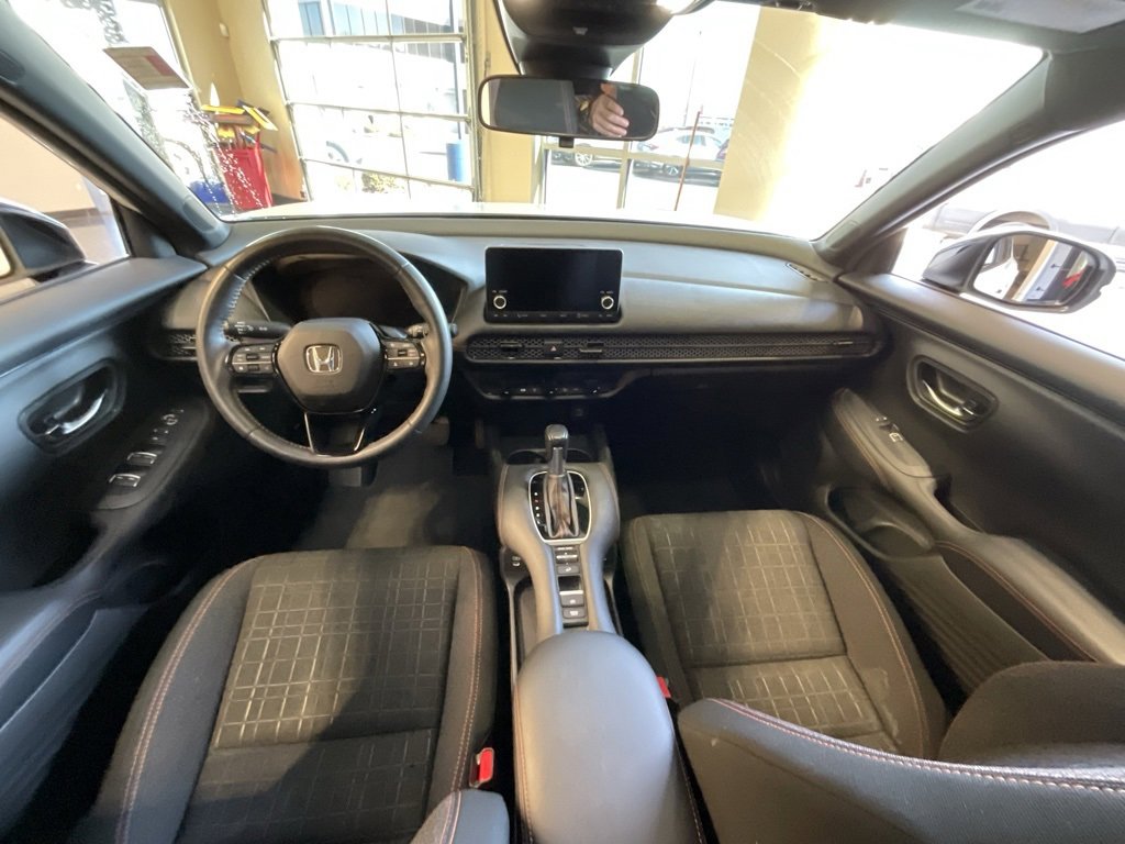 Used 2024 Honda HR-V Sport image 8