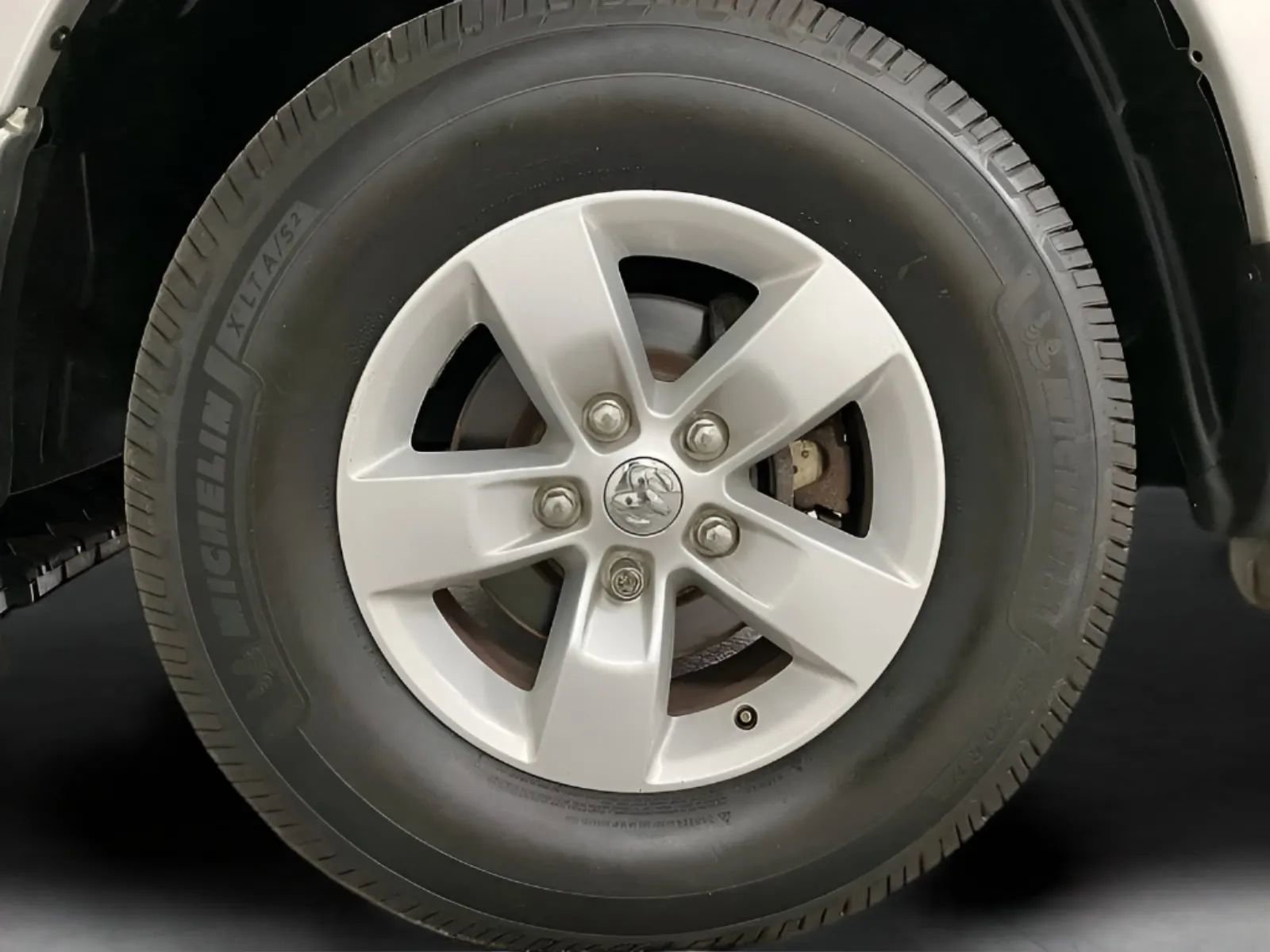 Used 2013 RAM 1500 Classic SLT w/ Premium Display Pkg AWD/4WD image 24