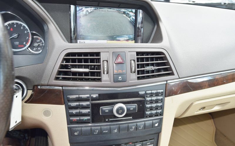 Used 2011 Mercedes-Benz E 550 Cabriolet image 20