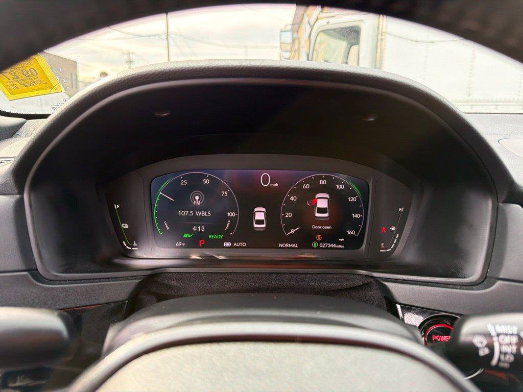 Used 2024 Honda Accord Sport image 32