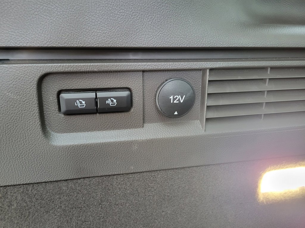 Used 2021 Lincoln Nautilus Reserve image 21