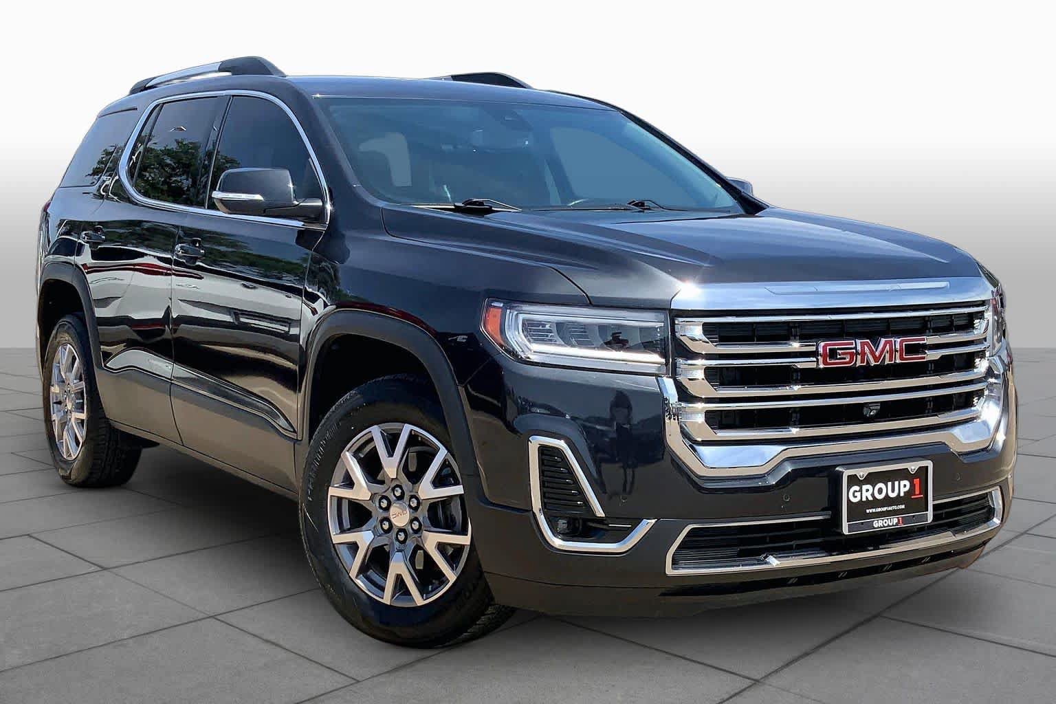 Used 2020 GMC Acadia SLT w/ Driver Alert Package II FWD image 2