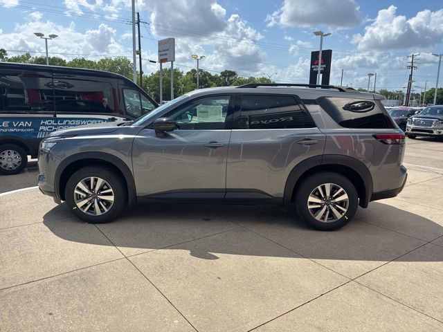 New 2026 Nissan Pathfinder SL FWD image 4