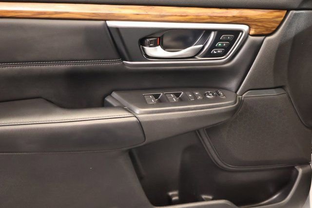 Used 2022 Honda CR-V Touring image 7