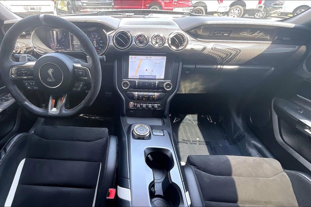 Used 2022 Ford Mustang Shelby GT500 w/ Carbon Fiber Track Pack image 9