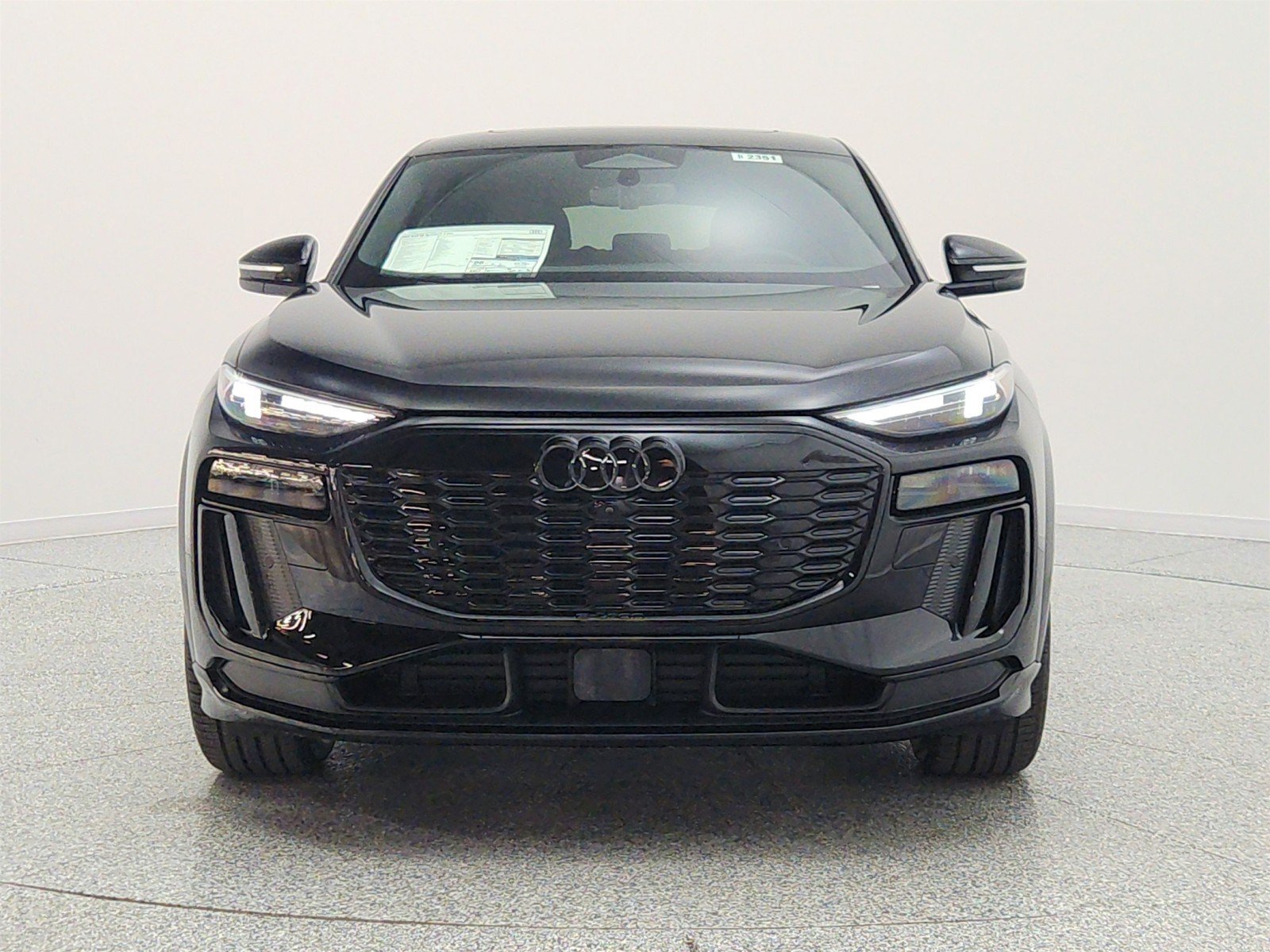 New 2027 Audi Q6 e-tron Prestige AWD/4WD image 2