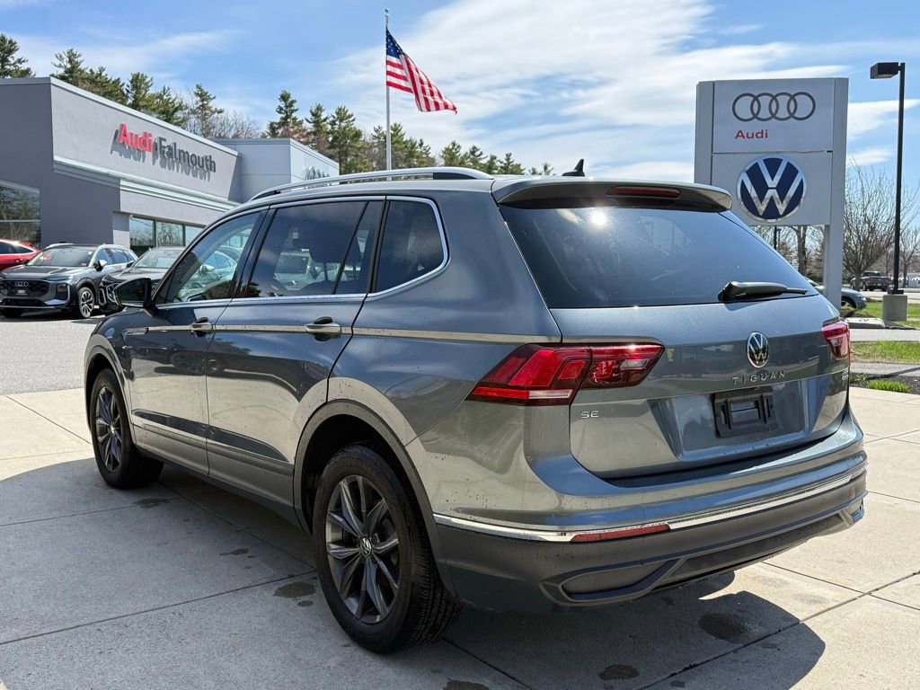 Used 2024 Volkswagen Tiguan SE AWD/4WD image 14