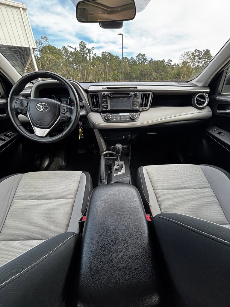 Used 2017 Toyota RAV4 XLE image 13