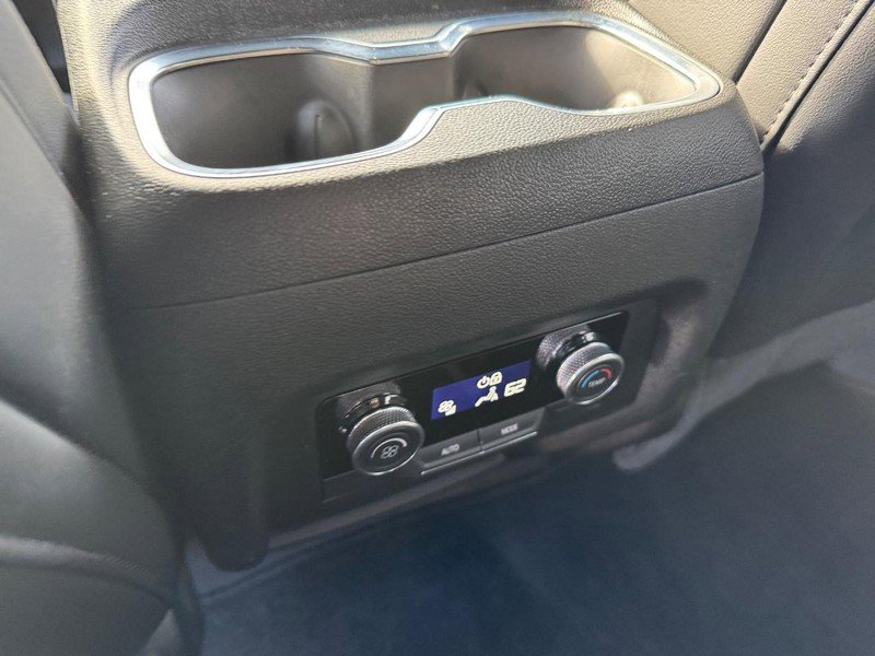 Certified 2025 Buick Enclave Preferred image 12