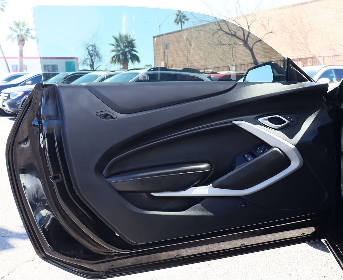 Used 2018 Chevrolet Camaro LT w/ Redline Edition RWD image 30