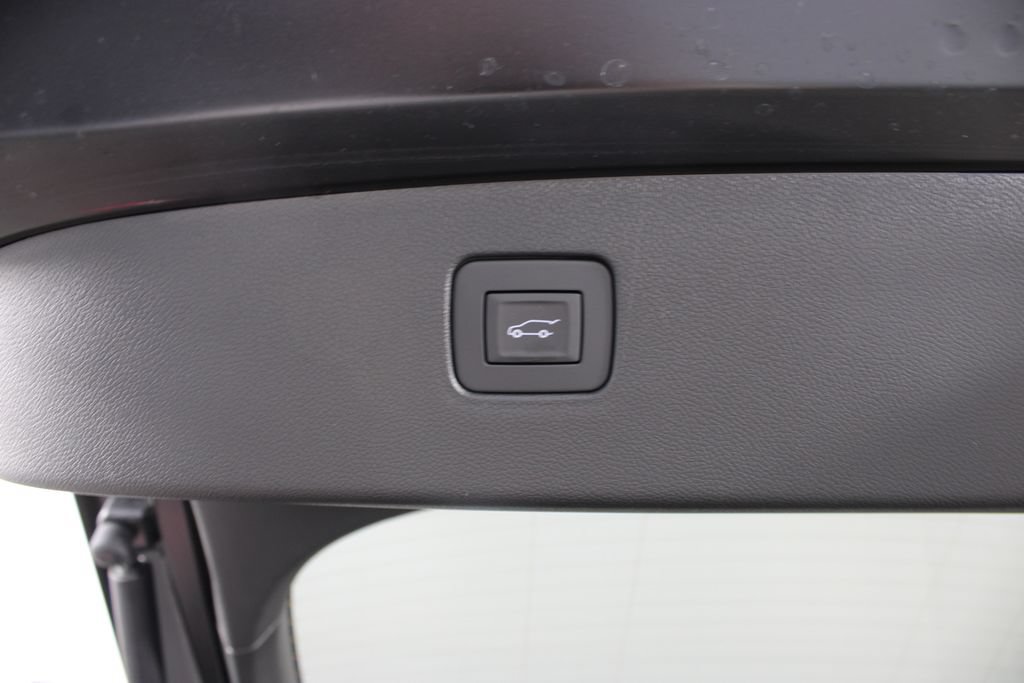 New 2026 Buick Envista Sport Touring w/ Convenience I Package FWD image 18