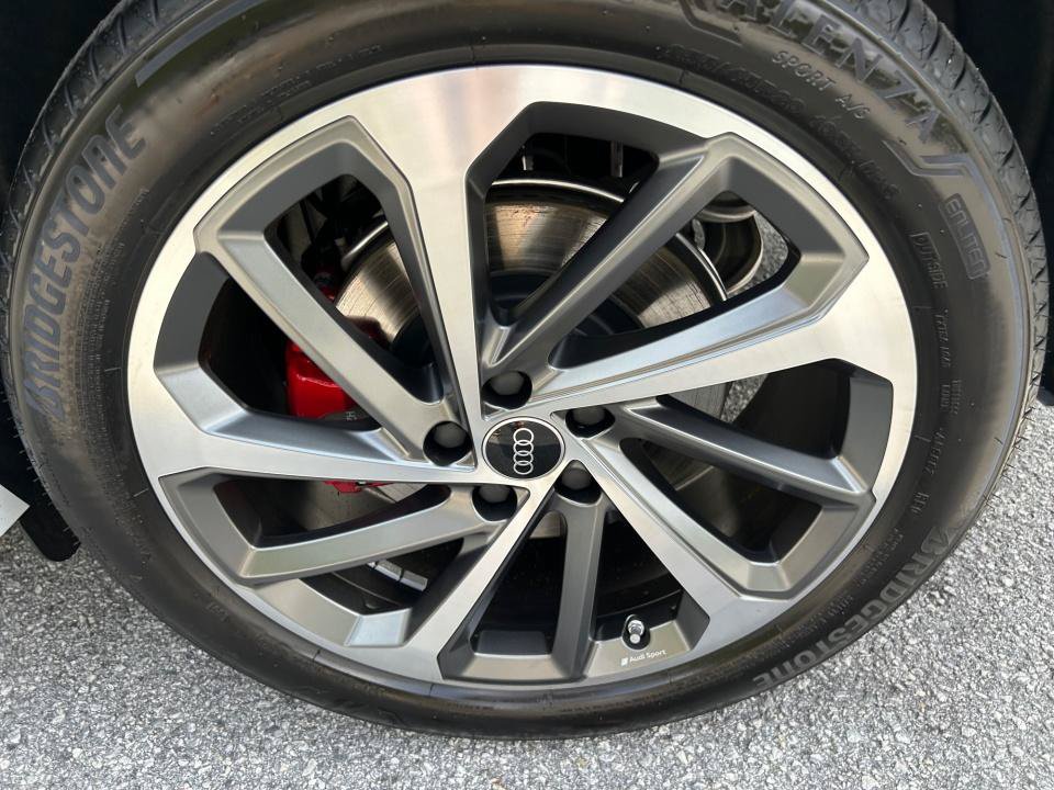Certified 2026 Audi SQ5 Premium Plus AWD/4WD image 22