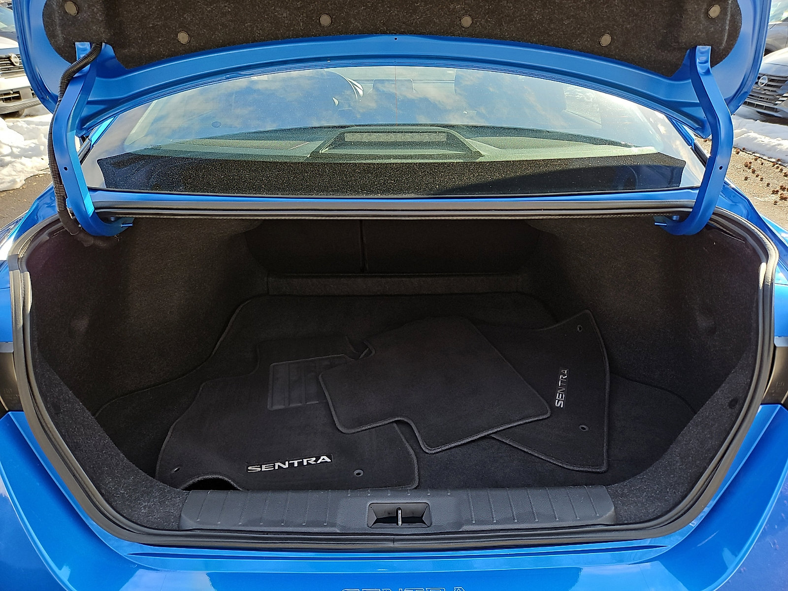 Certified 2021 Nissan Sentra SV image 28