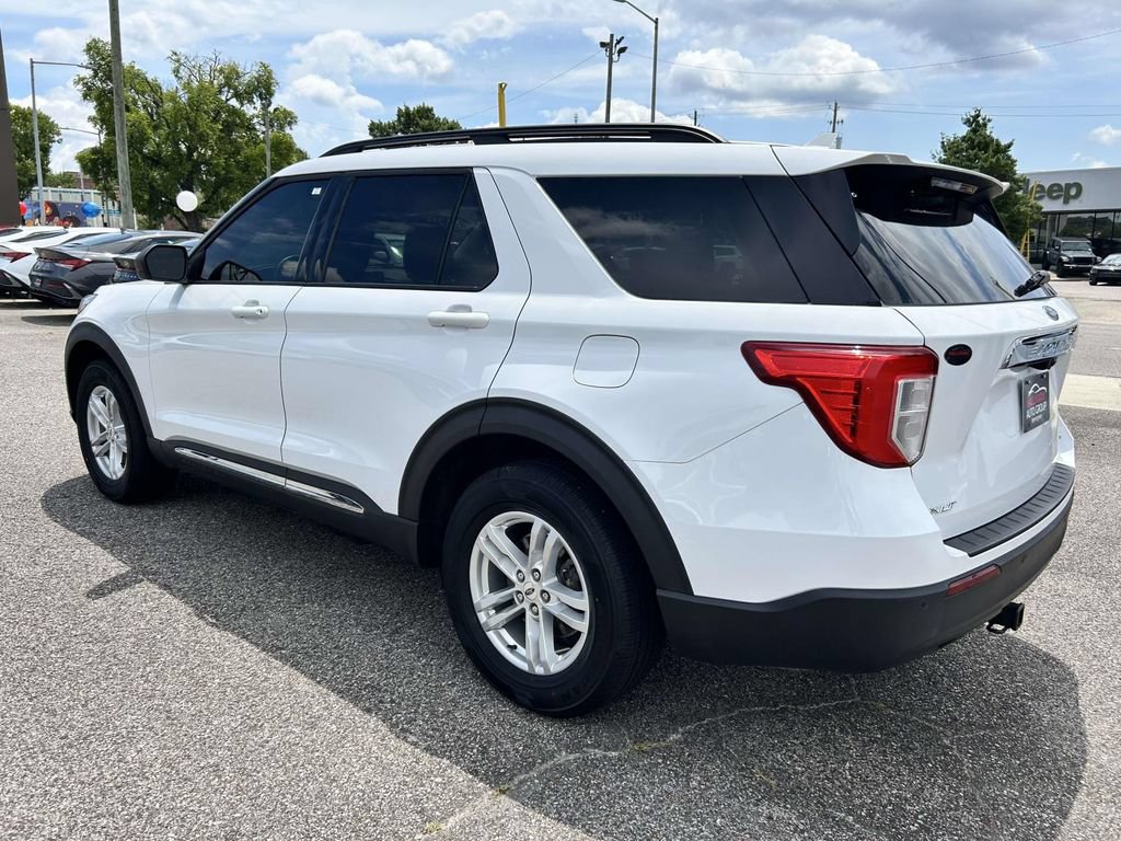 Used 2020 Ford Explorer XLT AWD/4WD image 4