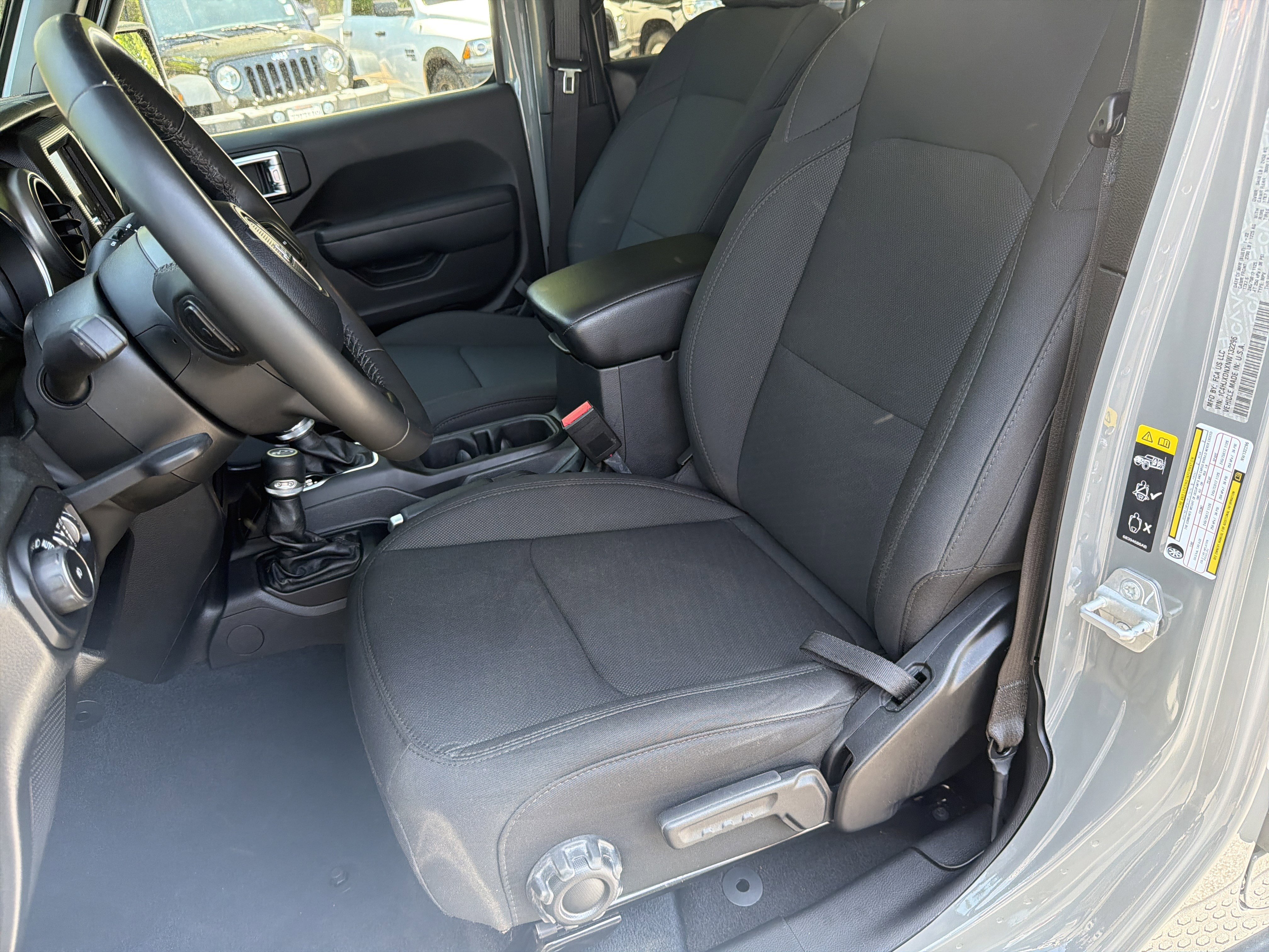 Used 2022 Jeep Wrangler Unlimited Sport AWD/4WD image 11