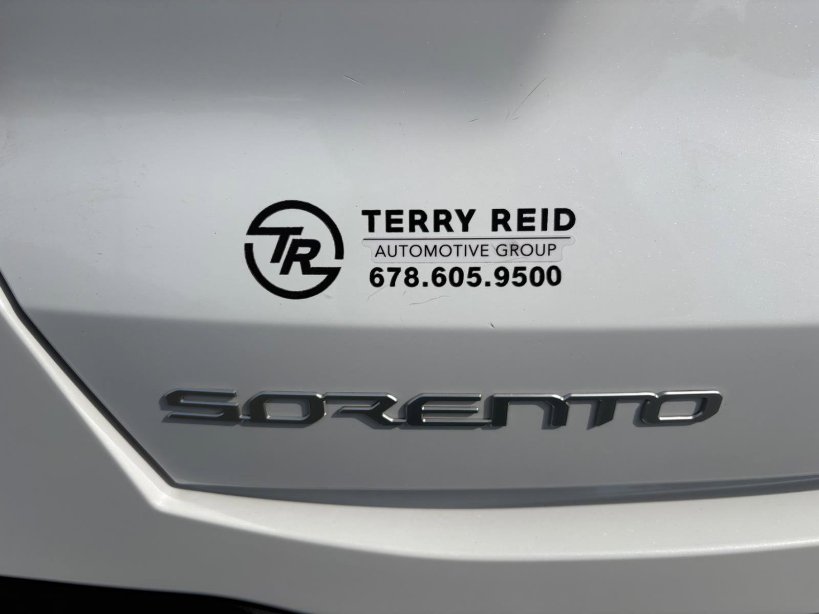 Used 2024 Kia Sorento SX Prestige w/ Sage Leather Package image 9