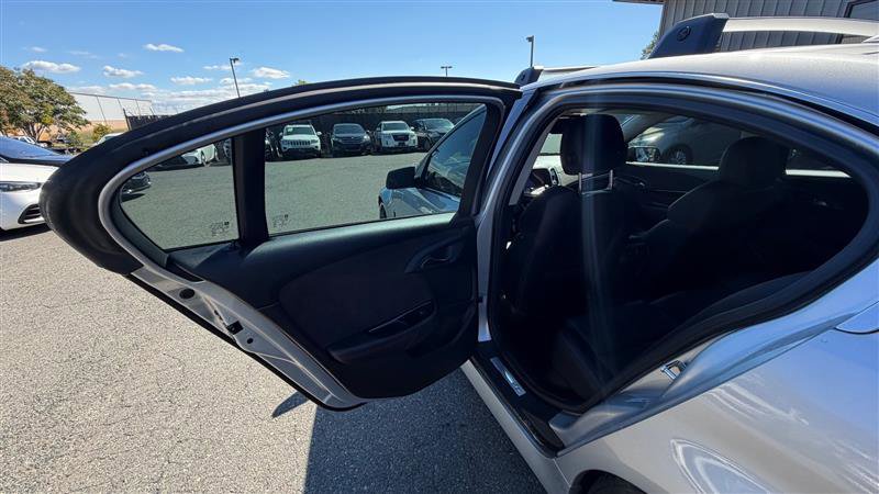 Used 2016 Chevrolet SS image 26