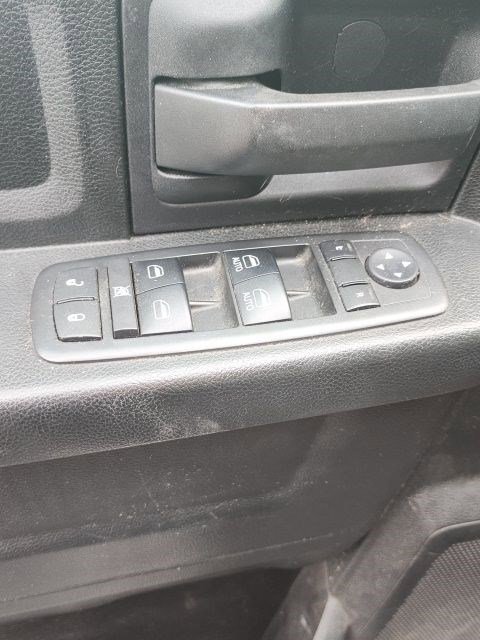 Used 2018 RAM 1500 Express image 22