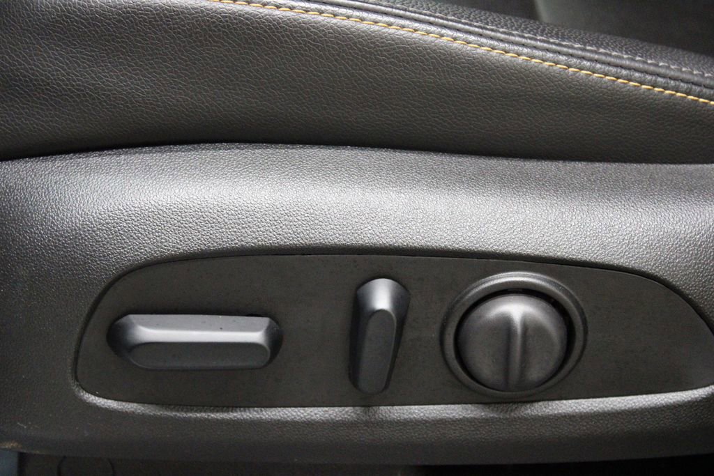 Used 2021 Chevrolet Equinox Premier image 28