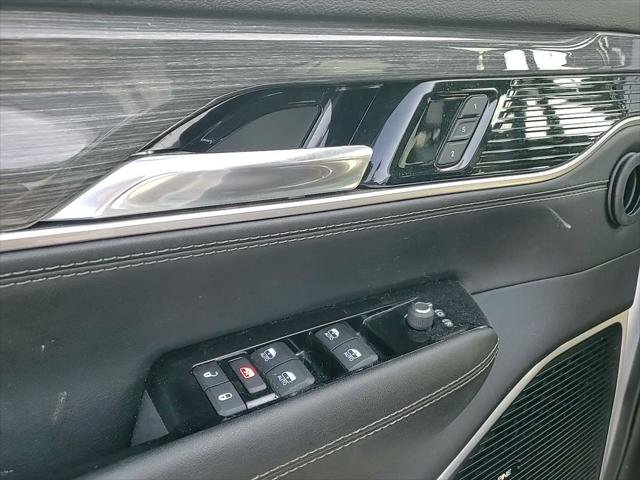Certified 2022 Jeep Wagoneer Series II AWD/4WD image 29