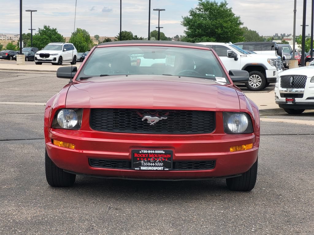 Used 2007 Ford Mustang Convertible RWD image 9
