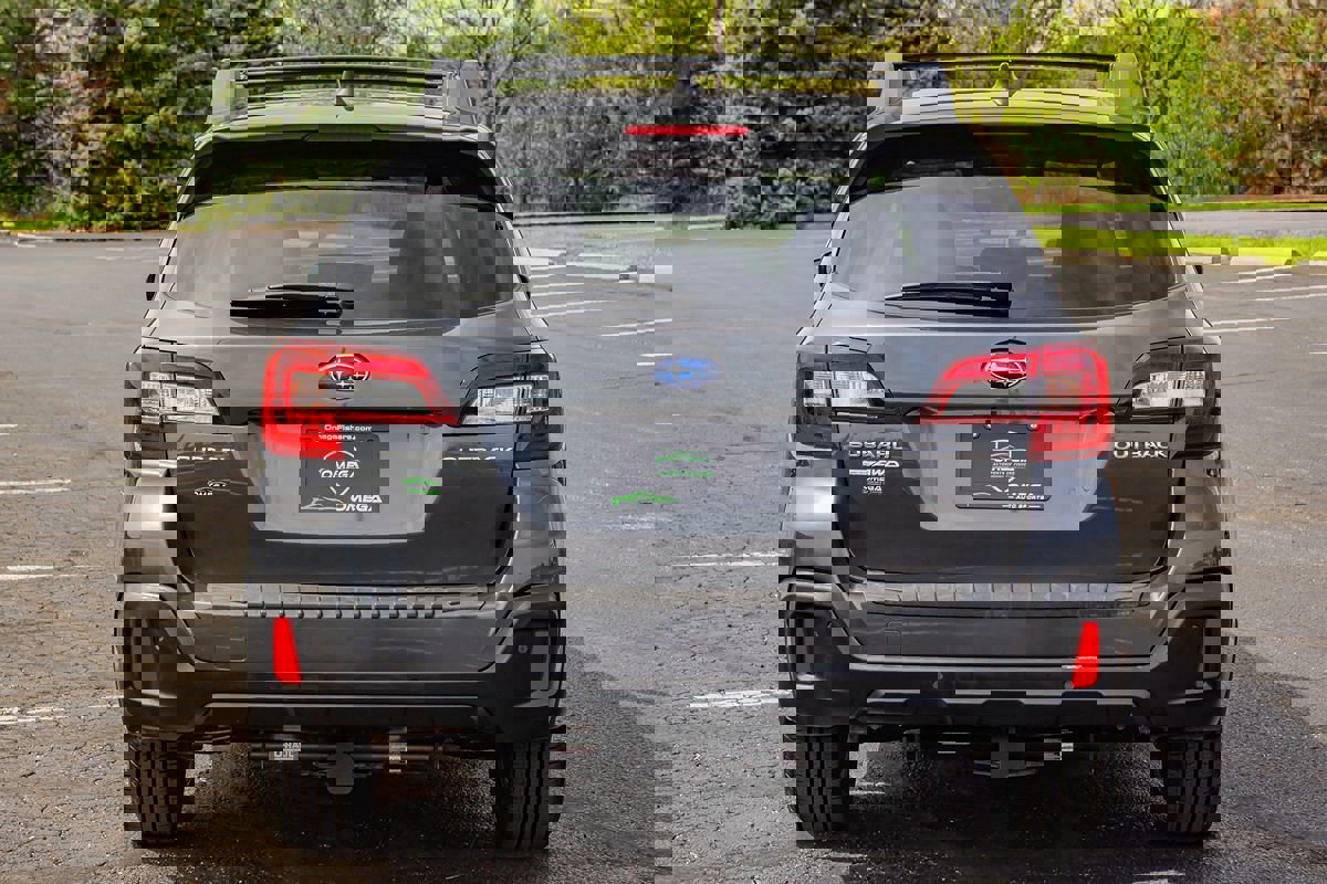 Used 2019 Subaru Outback 2.5i Limited w/ Popular Package #2 image 8