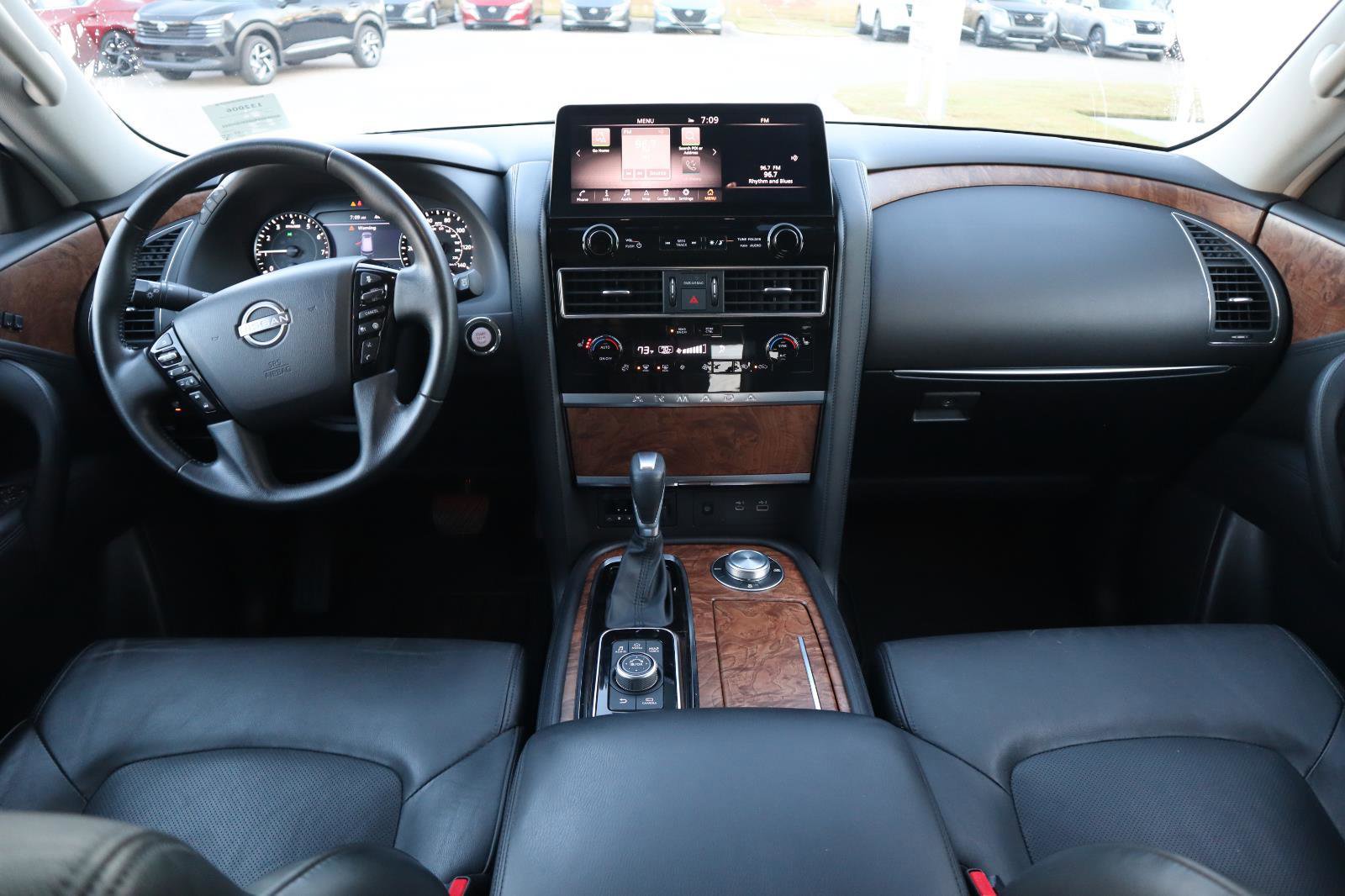 Used 2022 Nissan Armada SL image 23