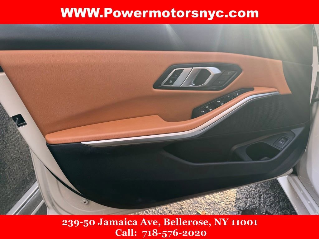Used 2023 BMW 330i Sedan w/ M Sport Package RWD image 19