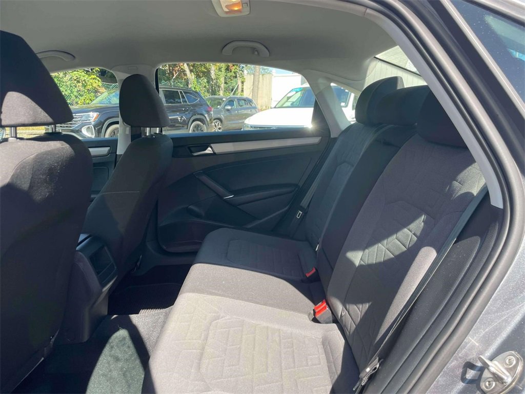 Used 2021 Volkswagen Passat 2.0T S image 12