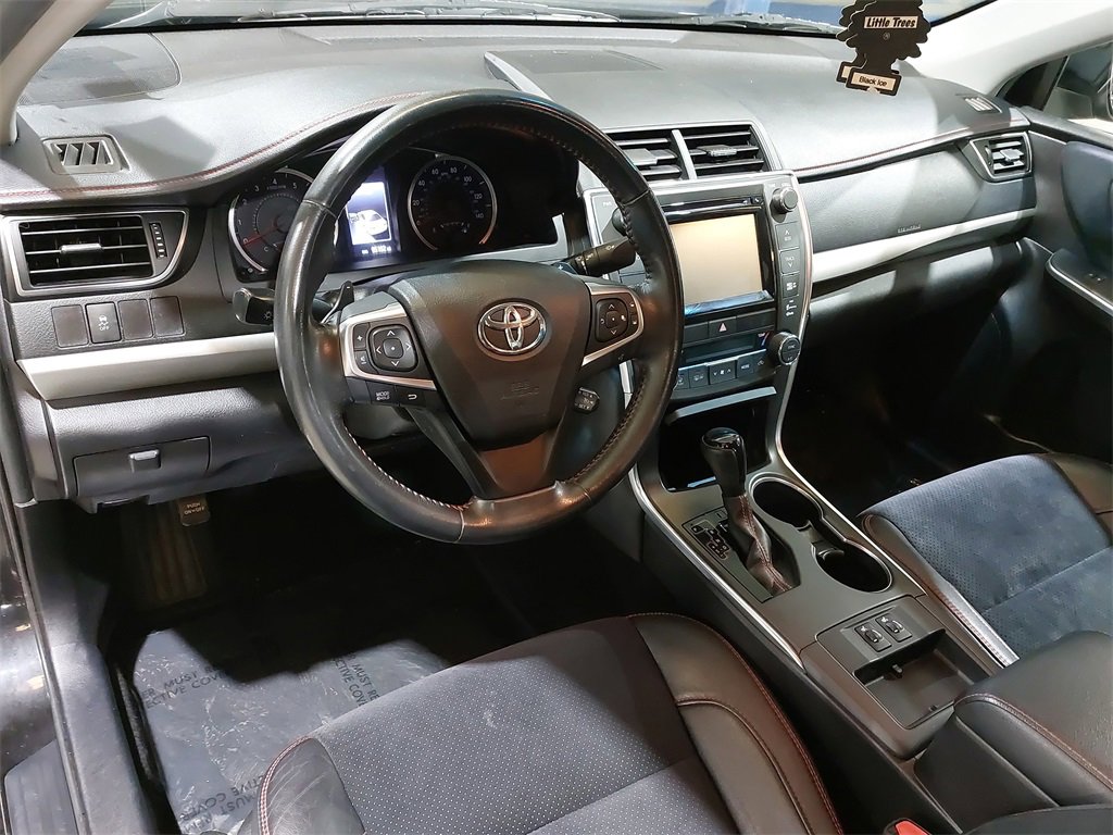 Used 2015 Toyota Camry XSE w/ Moonroof Package image 15