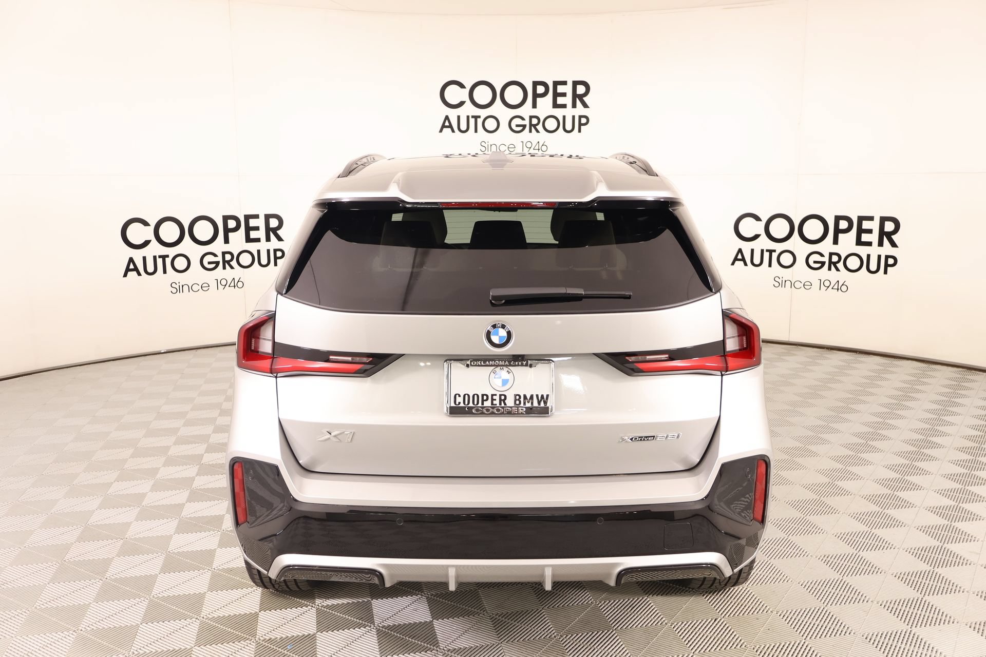 Used 2024 BMW X1 xDrive28i w/ Technology Package AWD/4WD image 22