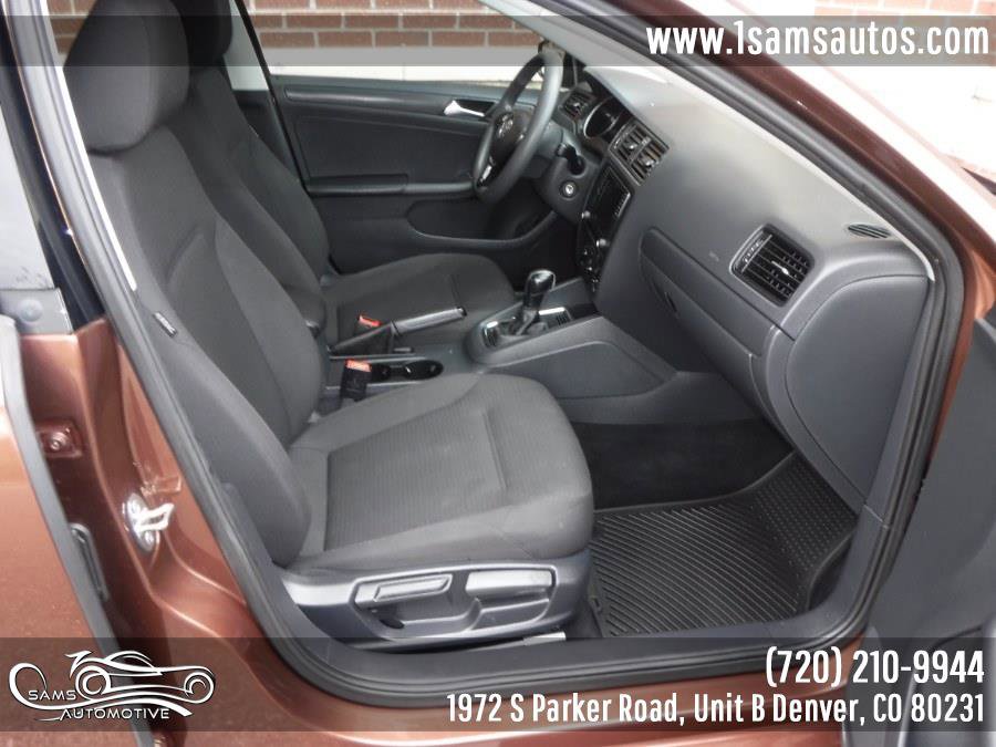 Used 2016 Volkswagen Jetta S image 9