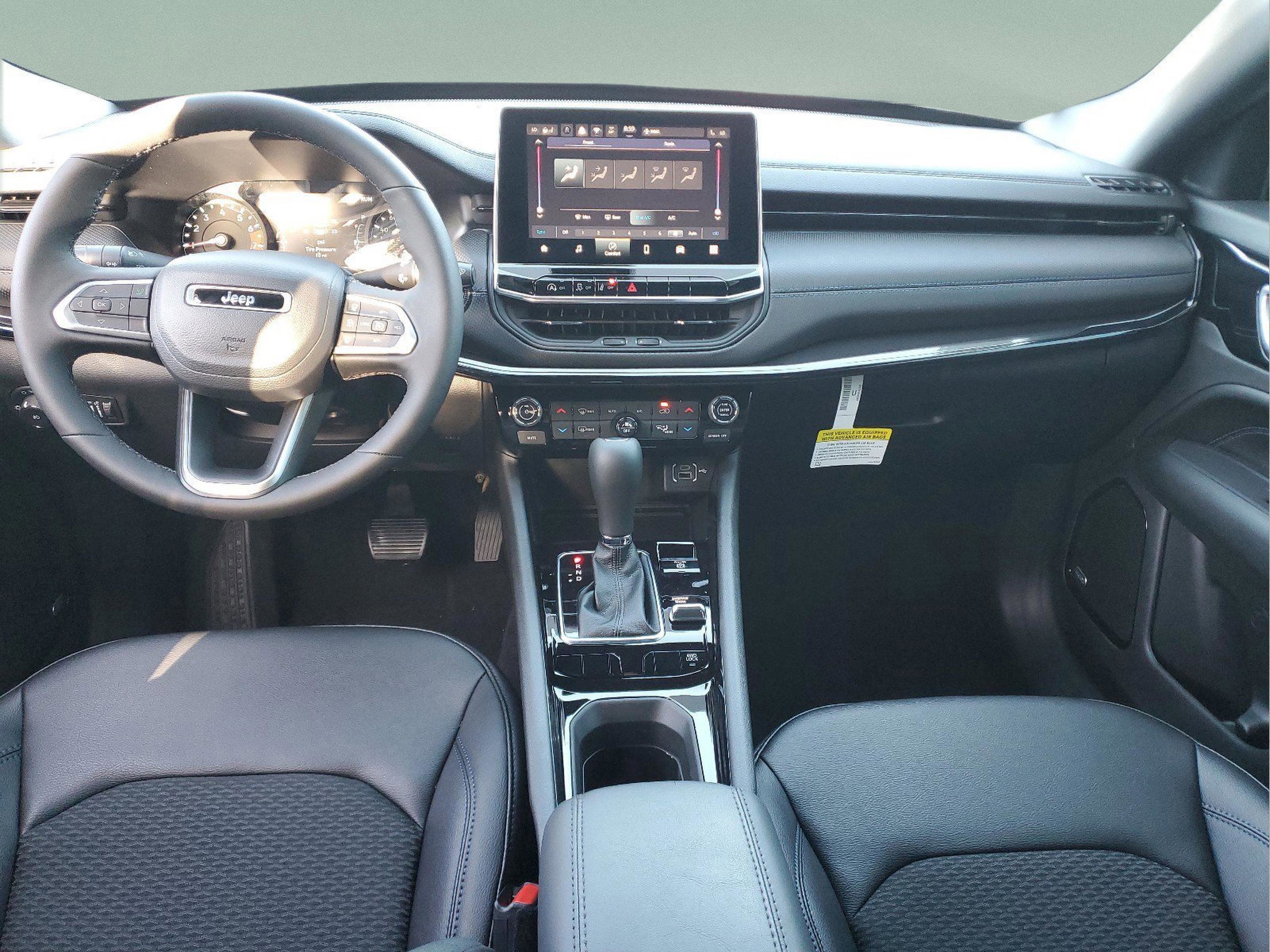 New 2026 Jeep Compass Latitude w/ Quick Order Package 29K image 13