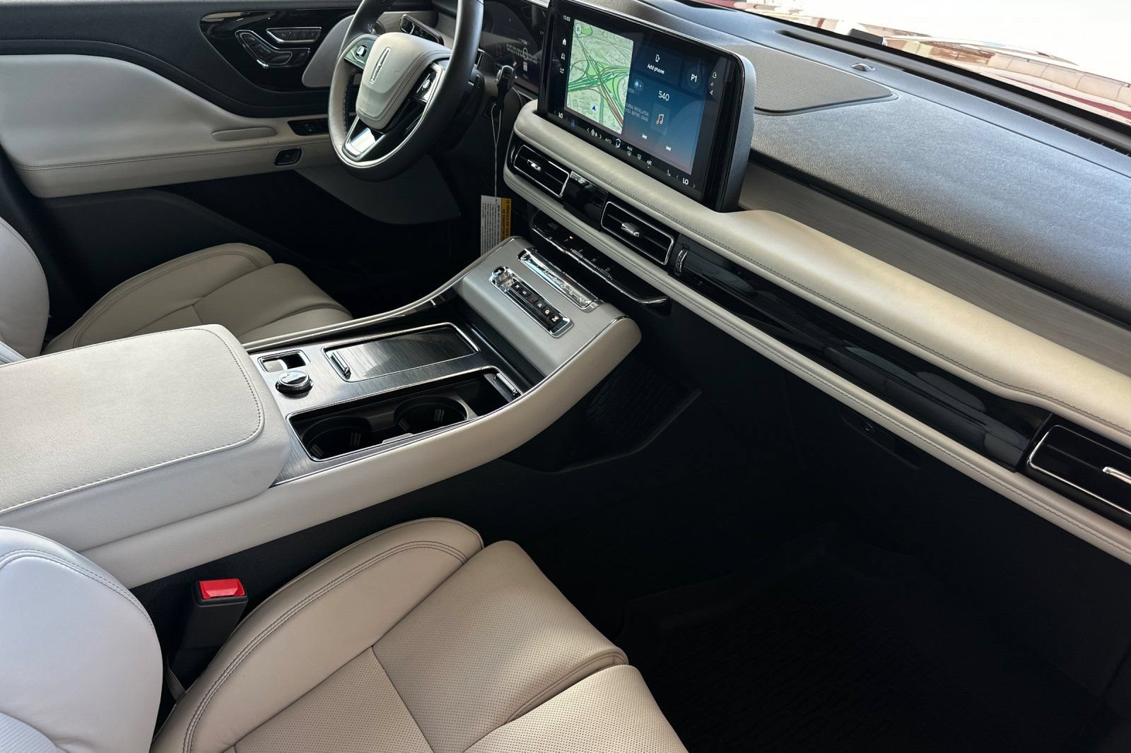 New 2026 Lincoln Aviator Reserve AWD/4WD image 15