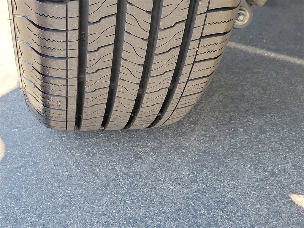 Used 2021 Nissan Rogue Sport S image 24