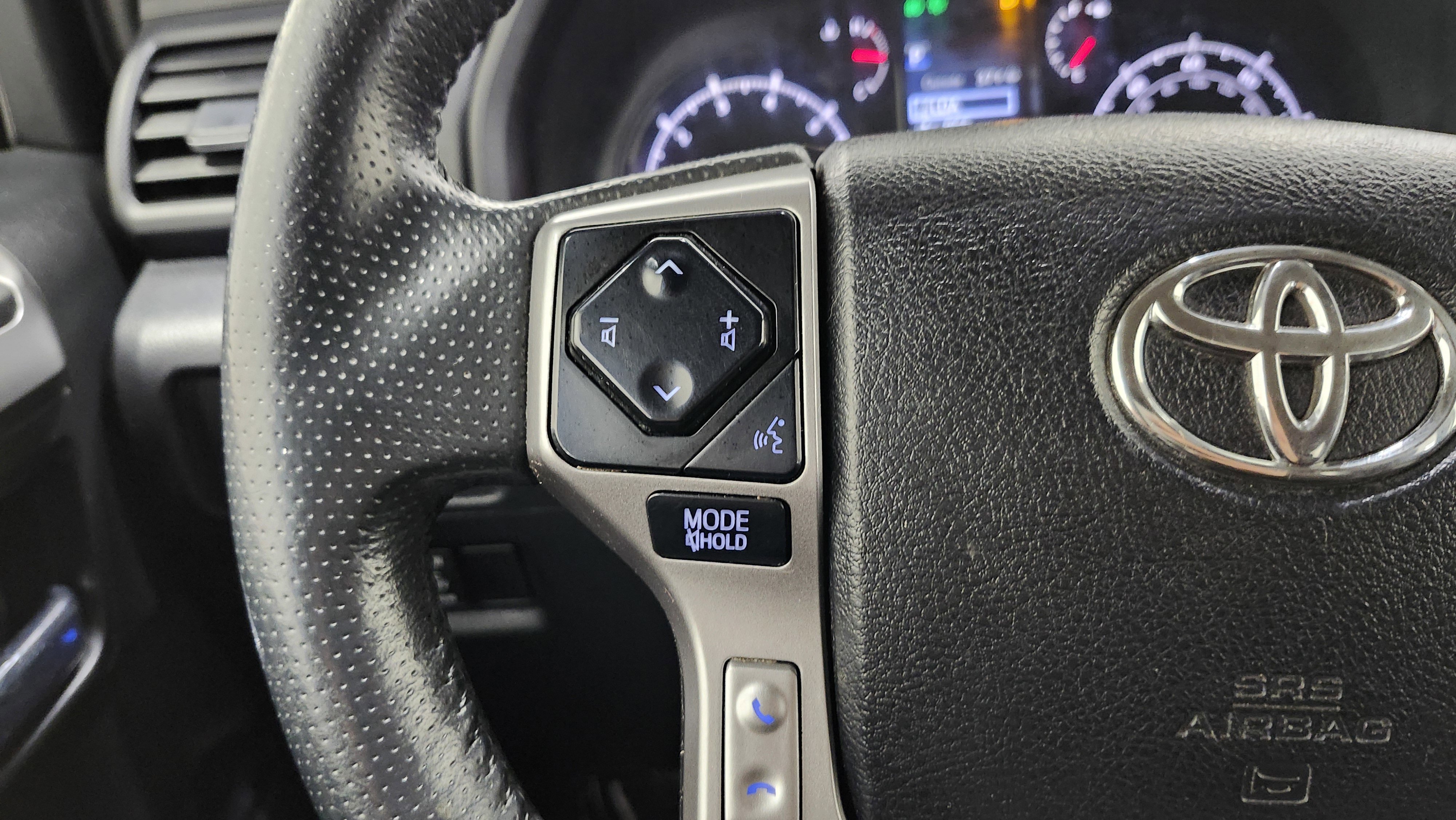 Used 2020 Toyota 4Runner SR5 image 33