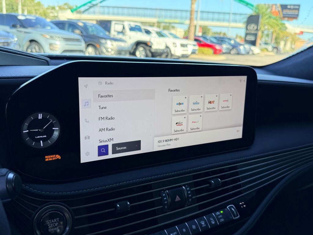 New 2023 Lexus LS 500 F Sport image 8