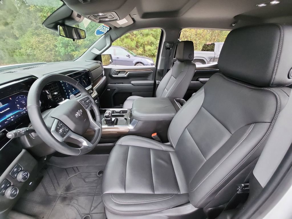 Certified 2024 Chevrolet Silverado 1500 RST w/ Convenience Package II image 25