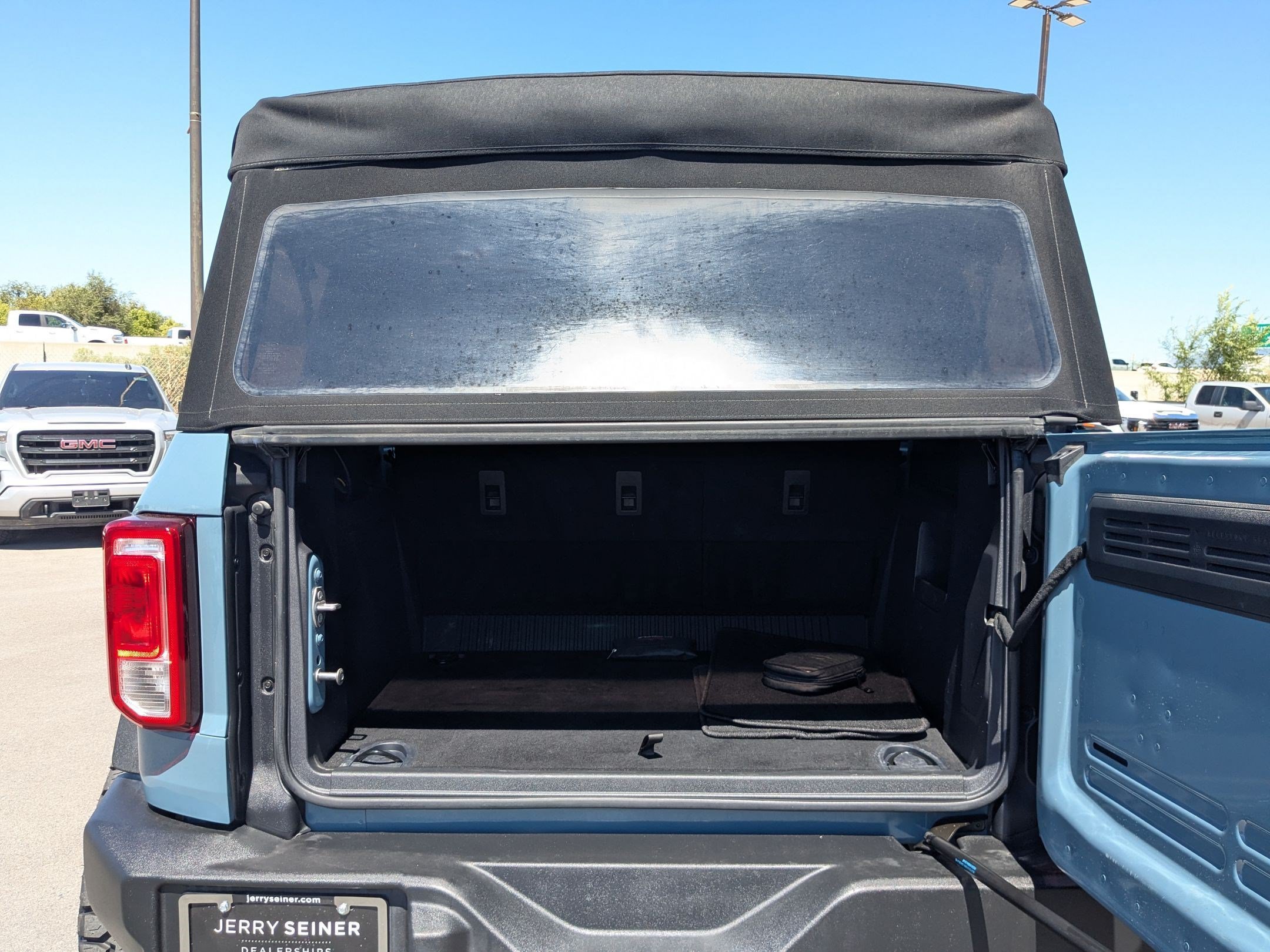 Used 2022 Ford Bronco 4-Door AWD/4WD image 32