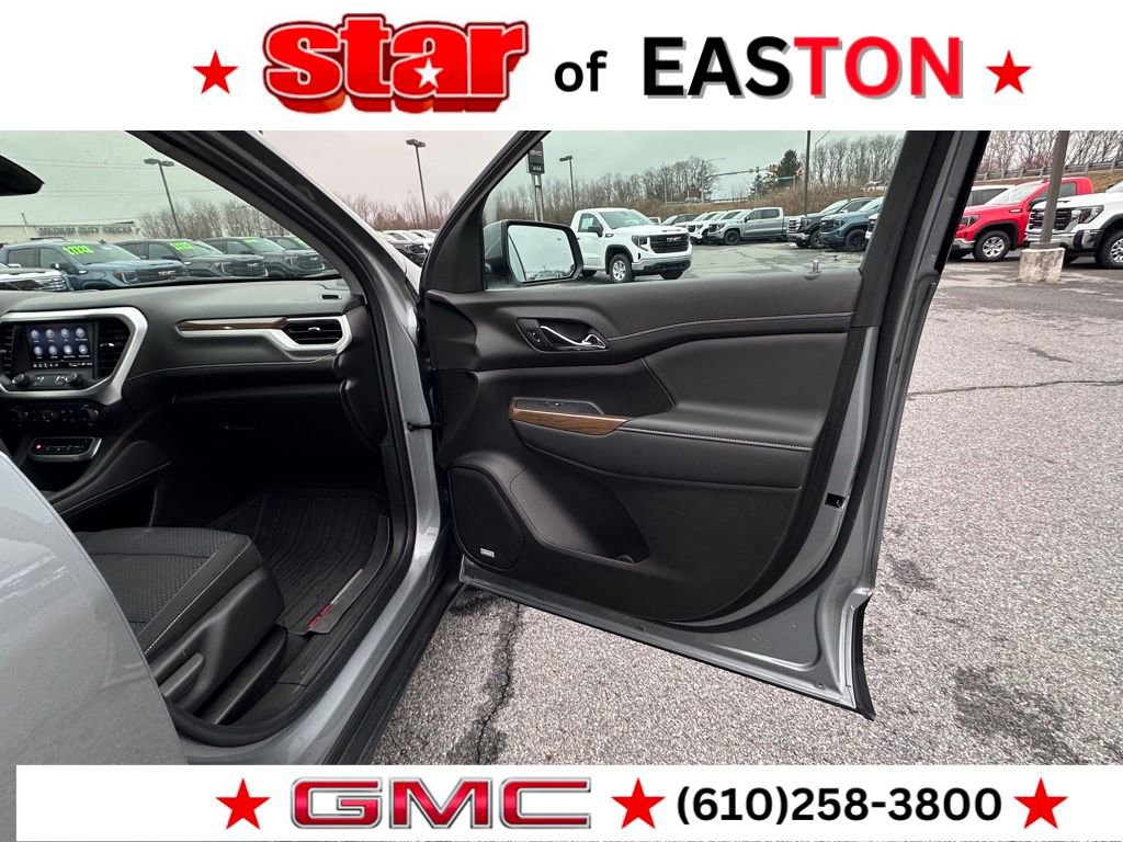 Certified 2023 GMC Acadia SLE w/ Driver Convenience Package image 54