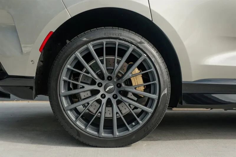 Used 2023 Aston Martin DBX 707 image 39