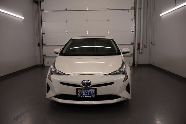 Used 2017 Toyota Prius Three w/ Advanced Technology Package FWD image 6