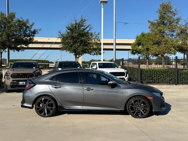 Used 2018 Honda Civic Sport image 4