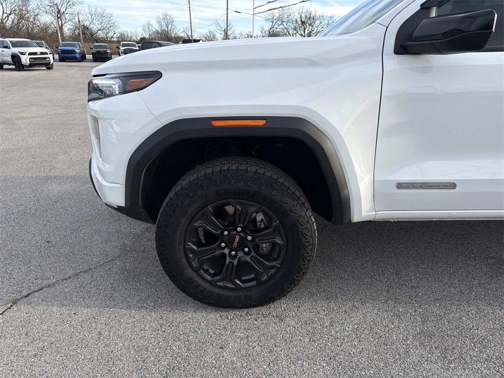 Used 2024 GMC Canyon Elevation image 30