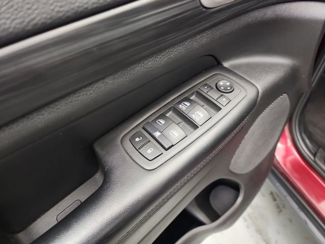 Used 2022 Jeep Grand Cherokee Laredo X image 16